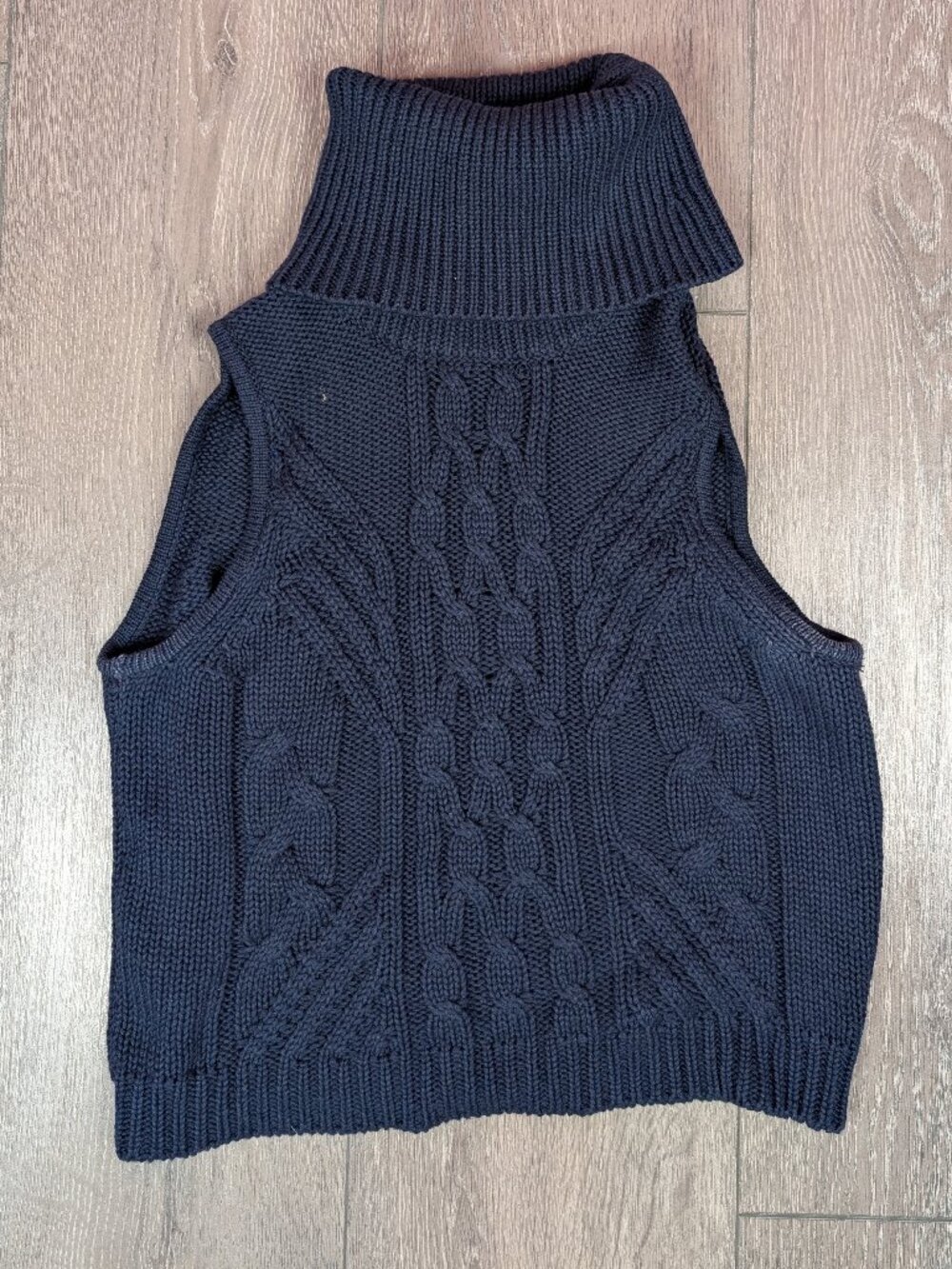 All about eve turtleneck sleeveless top